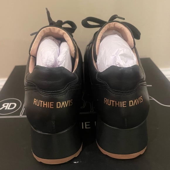 Ruthie Davis RD City Joggers - Picture 10 of 10